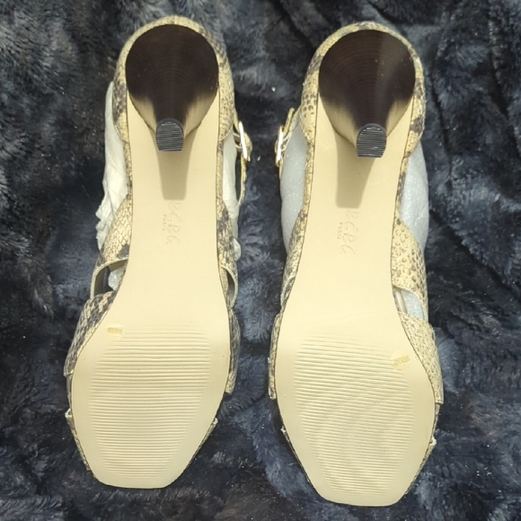 BCBG Paris Beige Snakeskin Heels - Picture 4 of 7